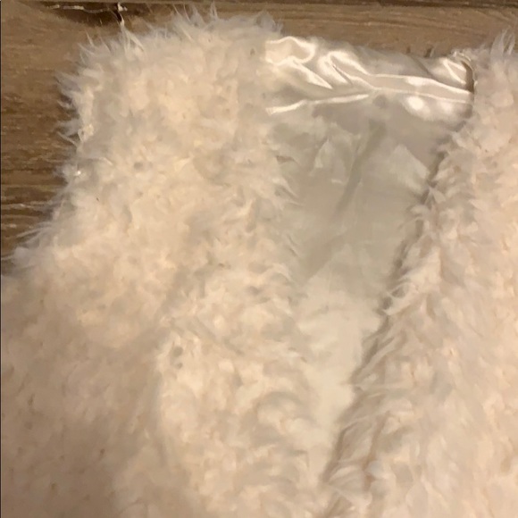 Vest - Picture 2 of 2